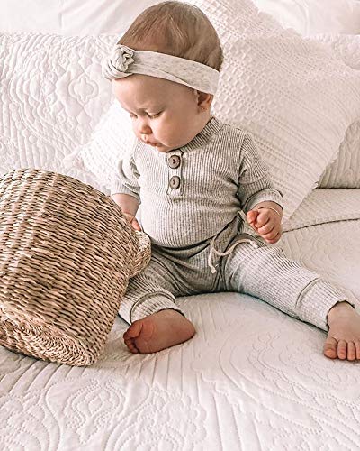 Long Sleeve Onesie & Pants (Unisex)