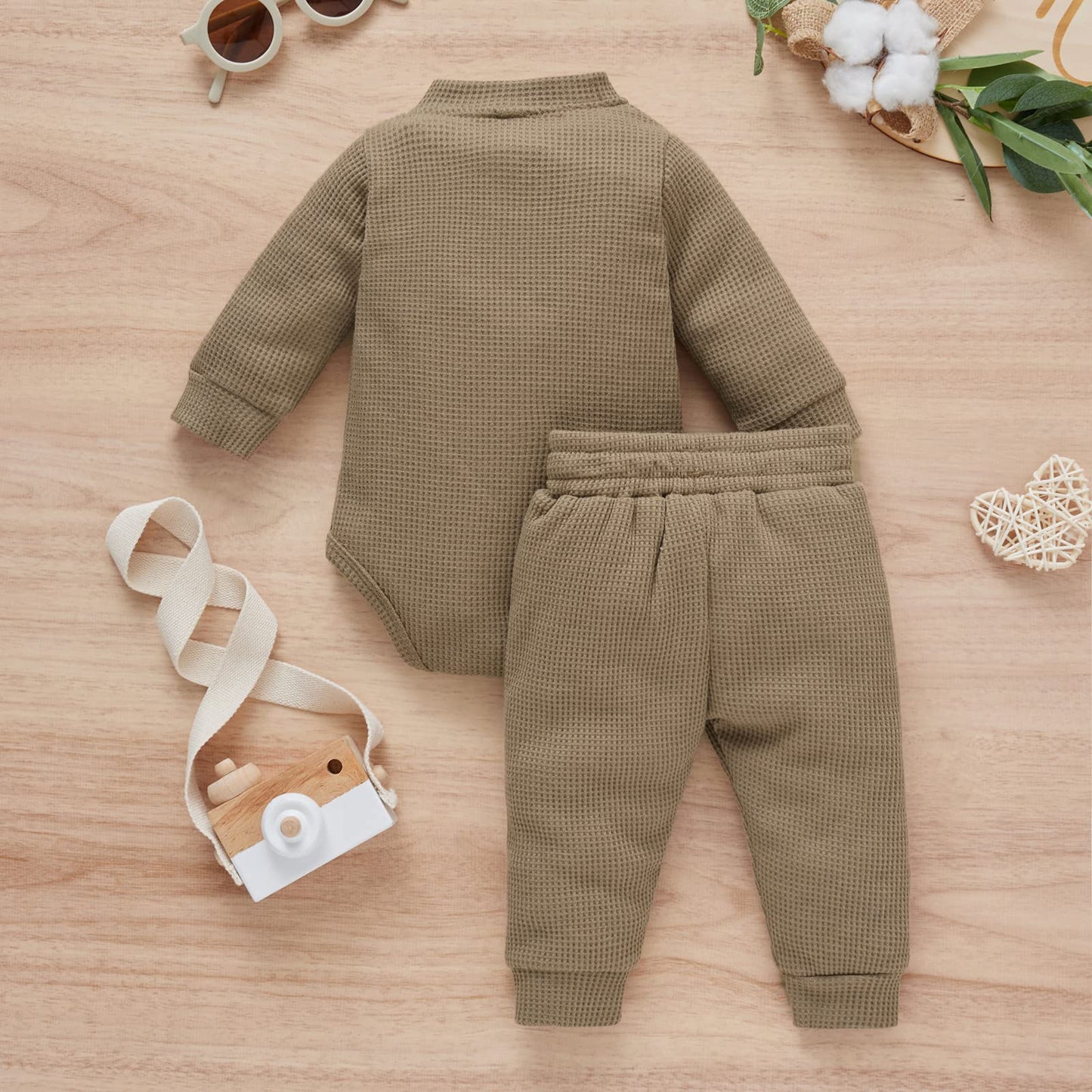 Long Sleeve Onesie & Pants (Unisex)